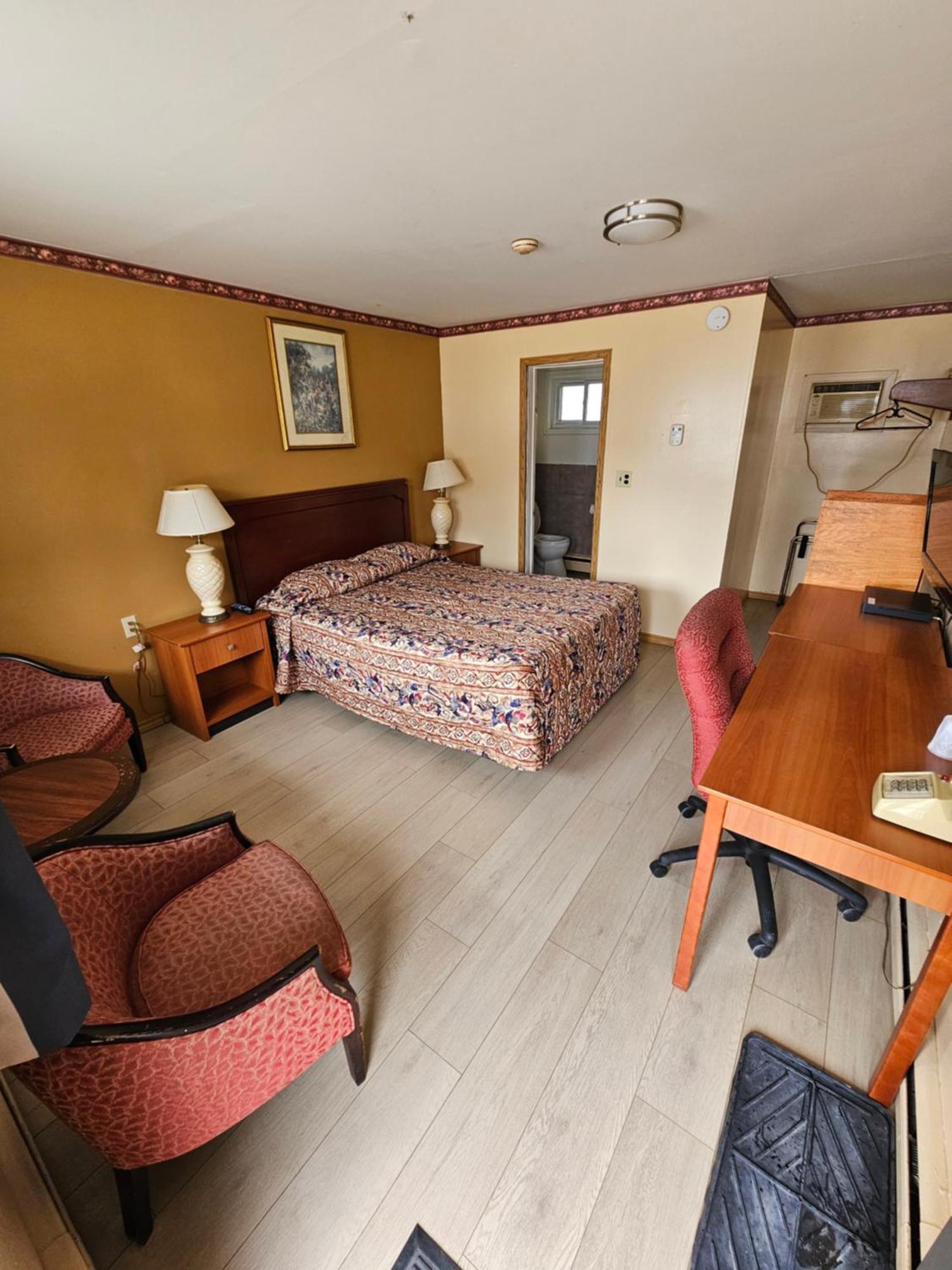 Forest Plaza Motel Mount Forest Dış mekan fotoğraf
