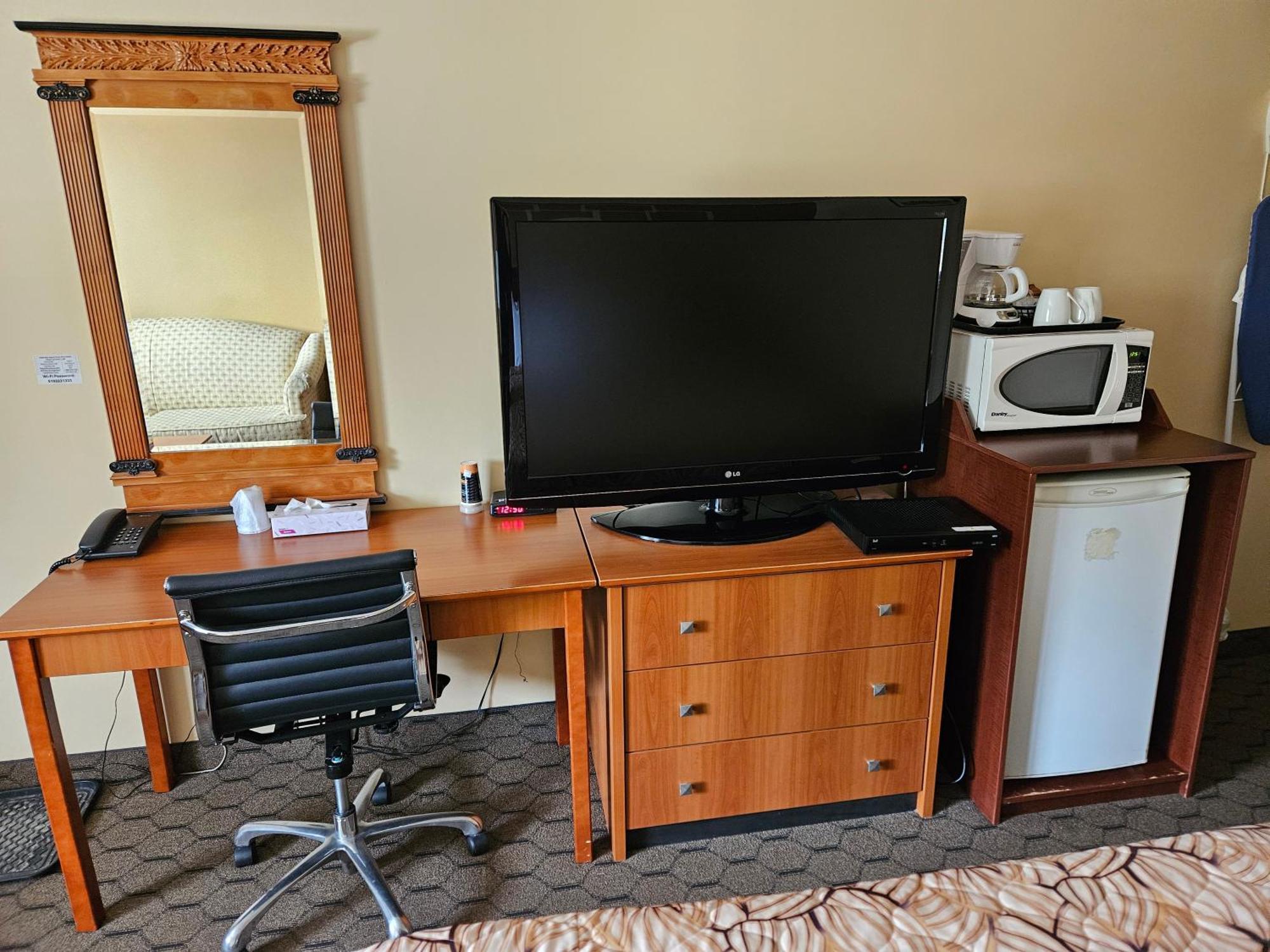 Forest Plaza Motel Mount Forest Dış mekan fotoğraf