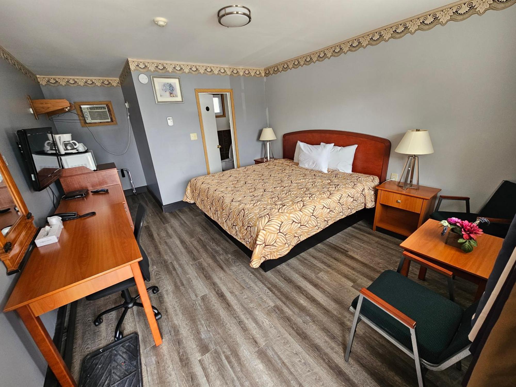Forest Plaza Motel Mount Forest Dış mekan fotoğraf