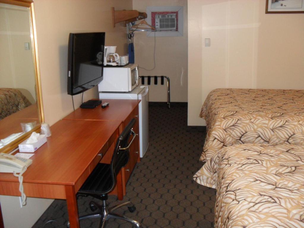 Forest Plaza Motel Mount Forest Dış mekan fotoğraf